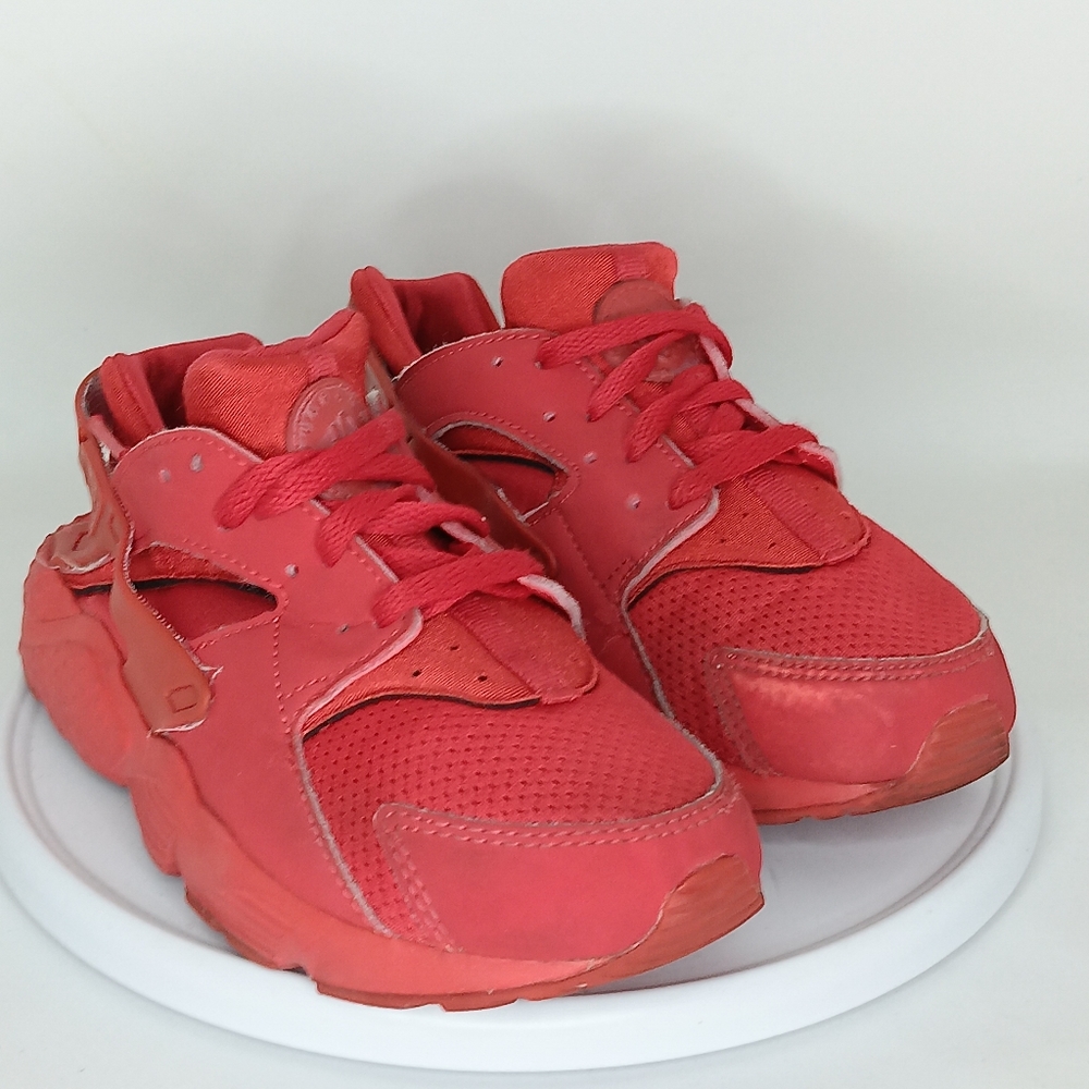 Nike Harauche